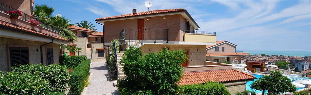 Residence Il Borgo Tortoreto Luaran gambar
