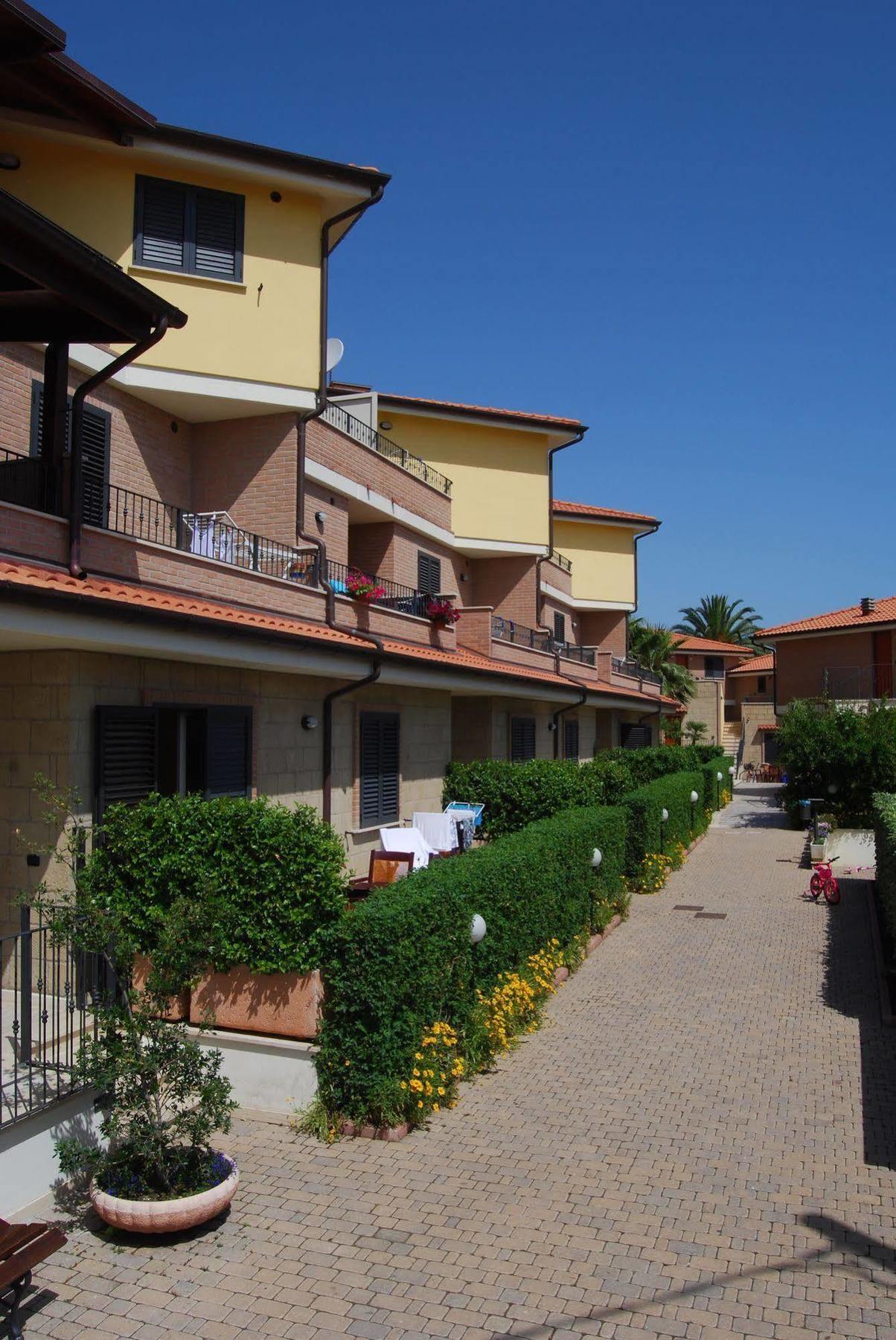 Residence Il Borgo Tortoreto Luaran gambar