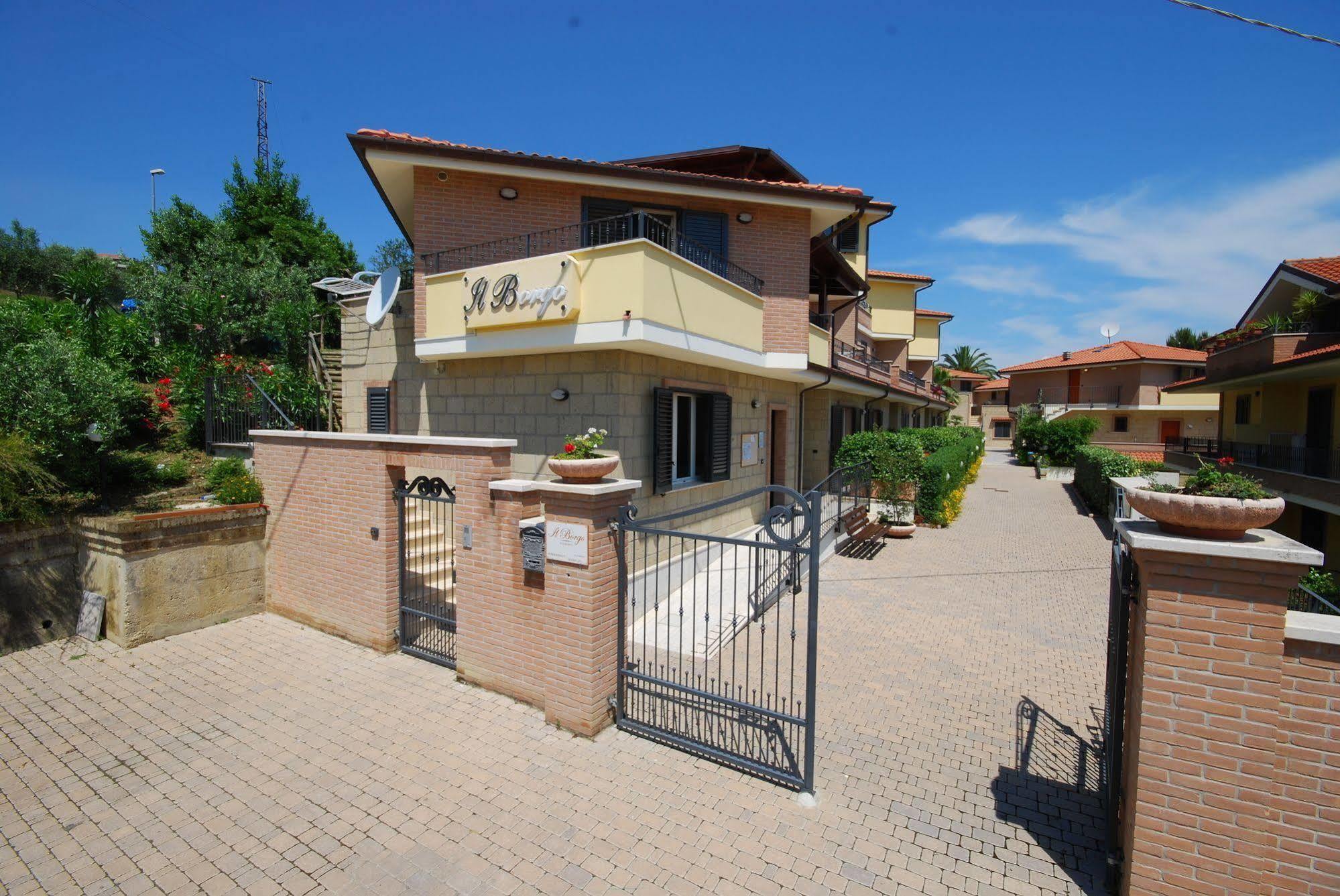 Residence Il Borgo Tortoreto Luaran gambar