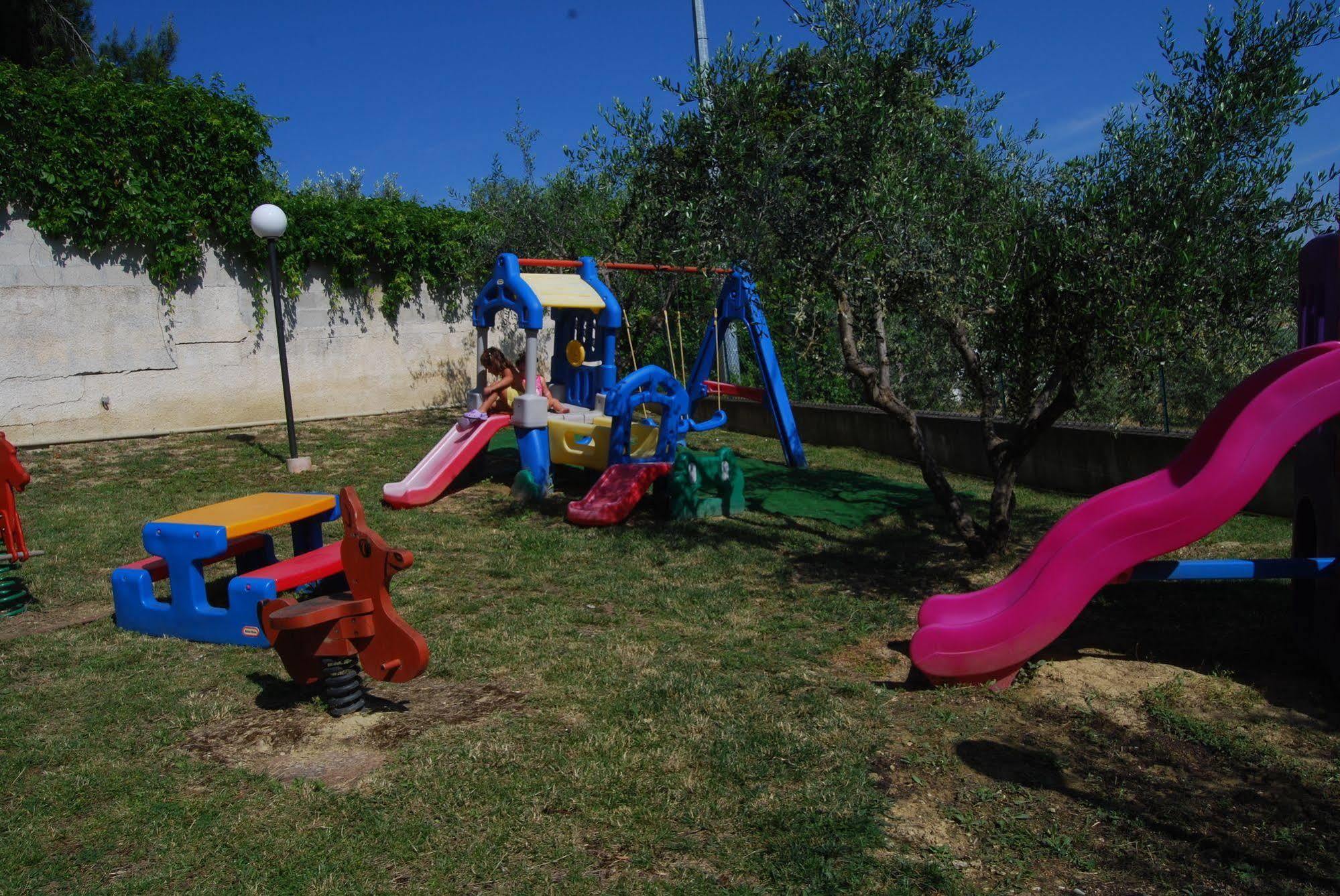 Residence Il Borgo Tortoreto Luaran gambar