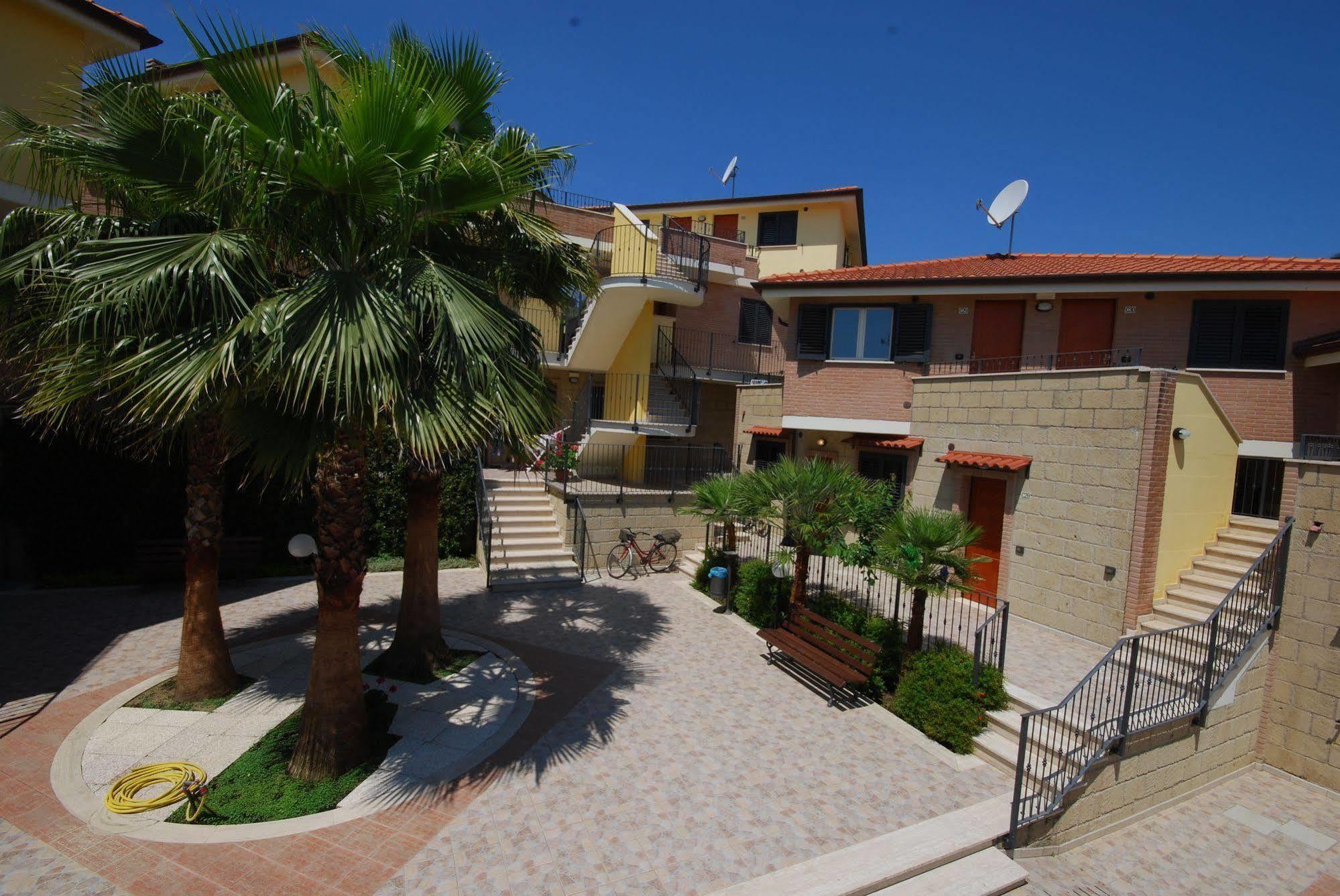 Residence Il Borgo Tortoreto Luaran gambar